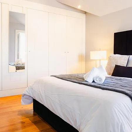 With A View Of - Castle Views And Location Apartamento Lisboa
